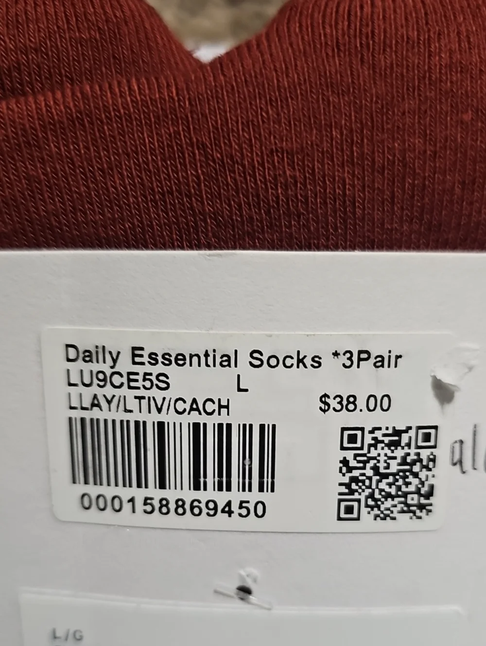 Lululemon Daily Essential Socks, 3 Pair!! Nwts, Large! LLAY/LTIV/CACH